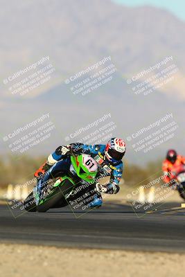 media/Dec-07-2024-CVMA (Sat) [[21c5f1ef85]]/Race 12-Supersport Middleweight/